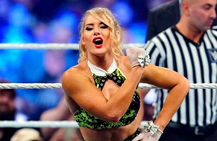 Lacey Evans’ Followers Go Wild Over Her Revealing Gingerbread Tease