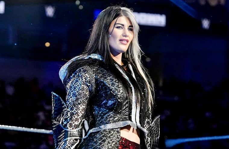 Former WWE Wrestler Embraces Halloween Season With Her Latest Flirtatious Photo Drop