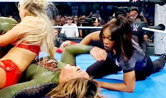 WWE Referee Acknowledges SmackDown Botch