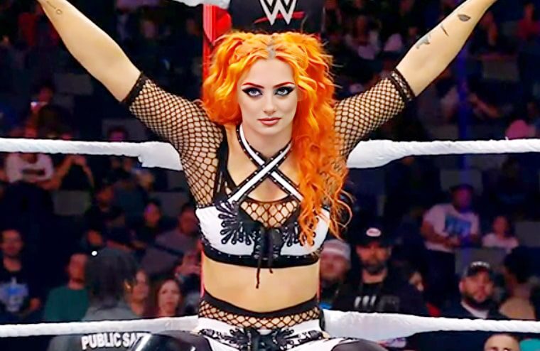 Former NXT Wrestler Rages At Fans Who Stole Her Merchandise