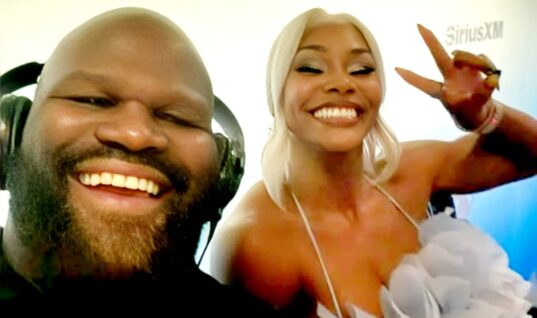 Mark Henry Addresses Jade Cargill’s Haters Following Her SmackDown Main Event Match