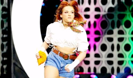 AEW Star Flashes Chipped Tooth Following Brutal Blood & Guts Match