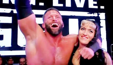 Steph De Lander Manages To Find Humor In Credit Card Theft Nightmare