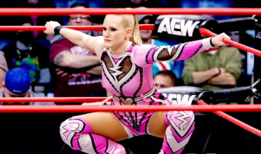 Top Indie Wrestler Celebrates Getting A Green Card By Making Her OnlyFans Free